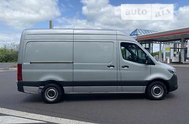 Грузовой фургон Mercedes-Benz Sprinter 2019 в 