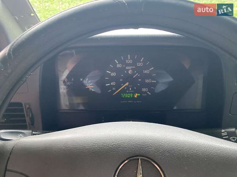 Мікроавтобус Mercedes-Benz Sprinter 1998 в Тячеві