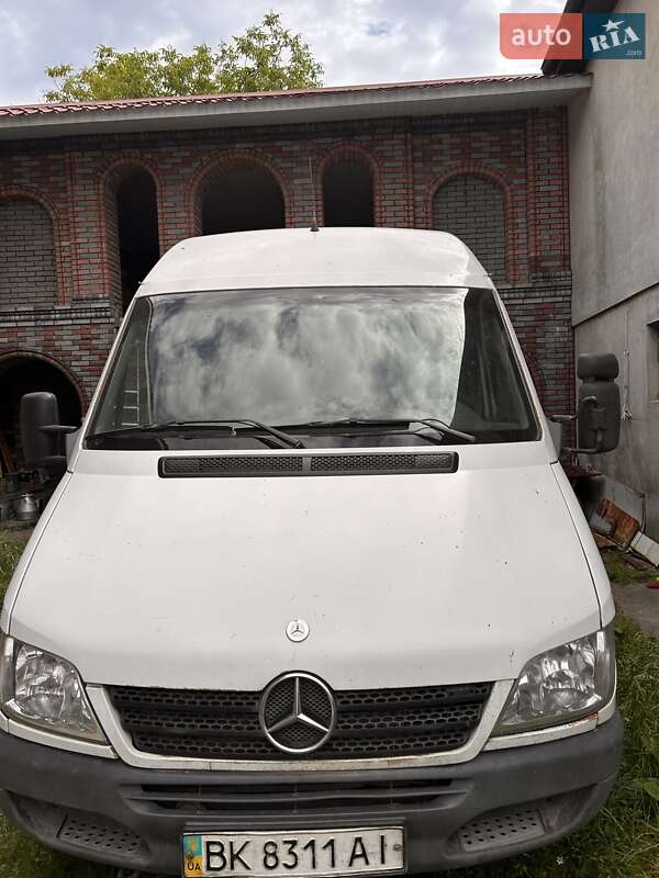 Mercedes-Benz Sprinter 2002