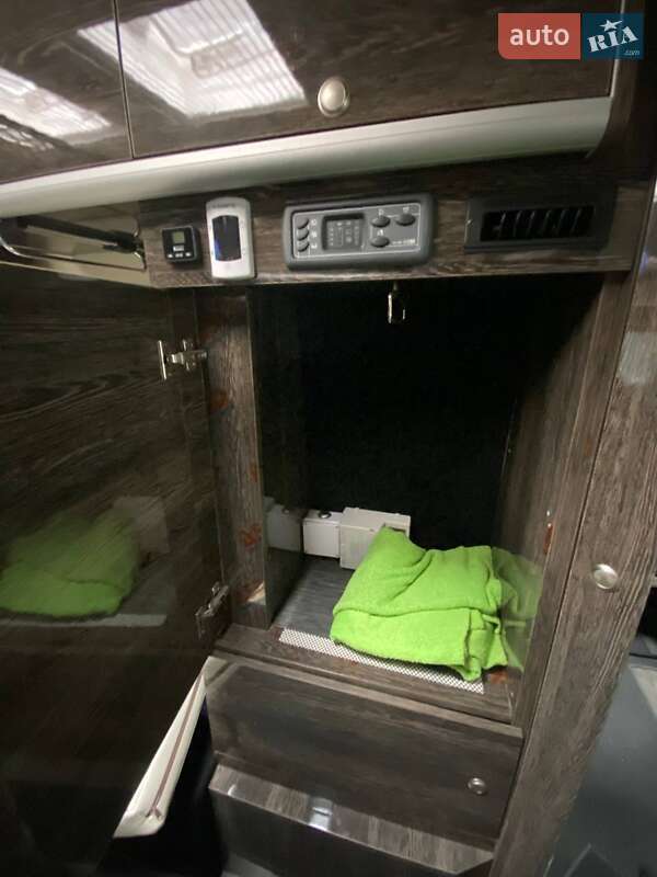 Микроавтобус Mercedes-Benz Sprinter 2015 в Киеве