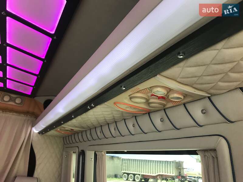 Мікроавтобус Mercedes-Benz Sprinter 2016 в Чернівцях