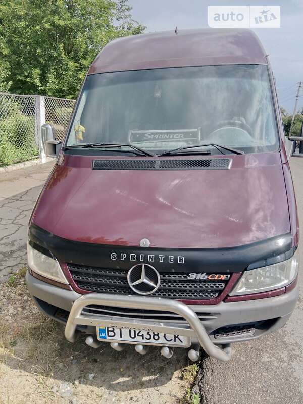 Вантажопасажирський фургон Mercedes-Benz Sprinter 2002 в Миколаєві