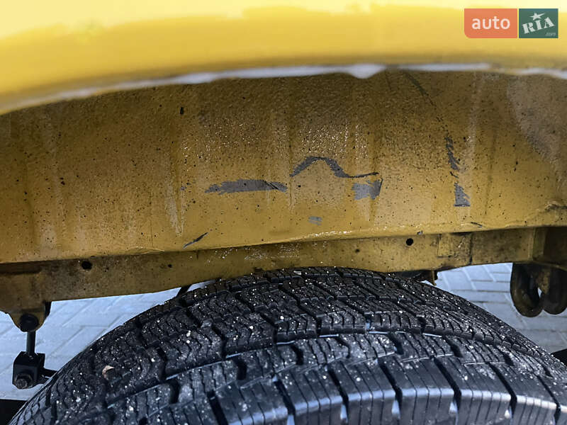 Вантажопасажирський фургон Mercedes-Benz Sprinter 2005 в Кременці