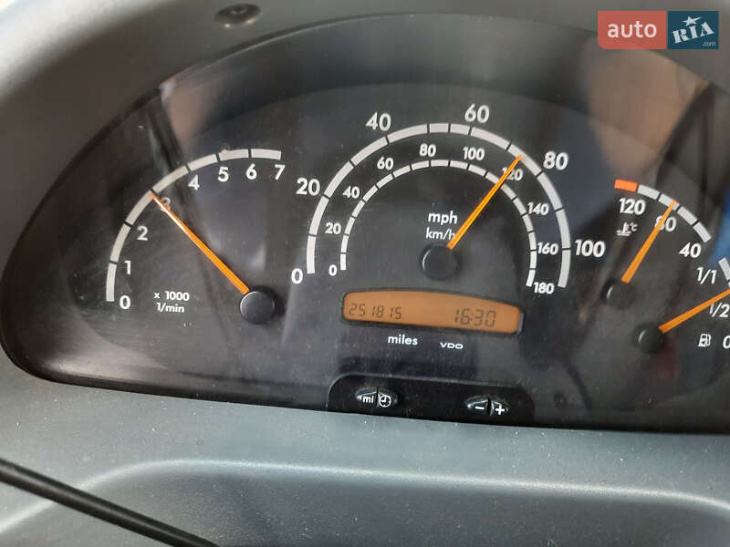 Вантажопасажирський фургон Mercedes-Benz Sprinter 2005 в Кременці
