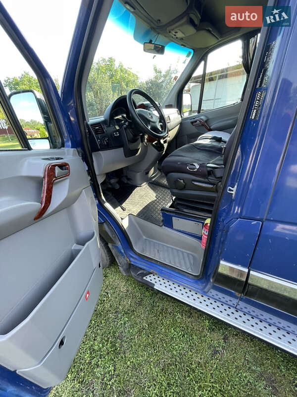 Микроавтобус Mercedes-Benz Sprinter 2009 в Чорткове