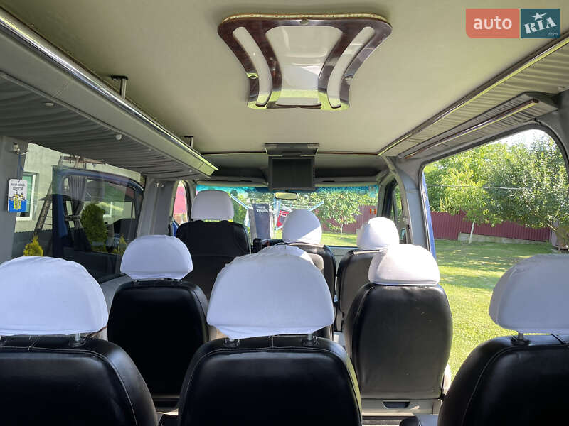 Микроавтобус Mercedes-Benz Sprinter 2009 в Чорткове