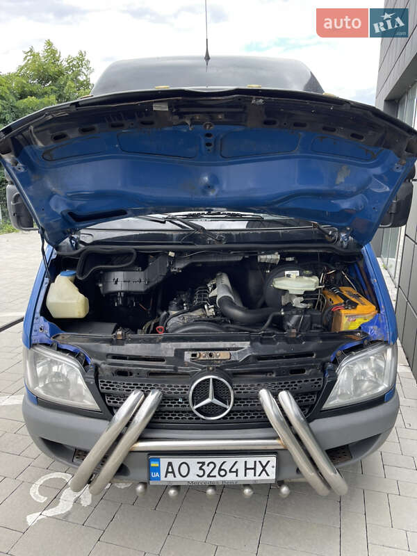 Туристический / Междугородний автобус Mercedes-Benz Sprinter 2005 в Тячеве