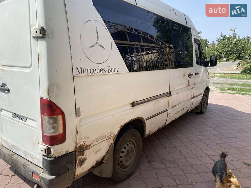 Mercedes-Benz Sprinter 2000