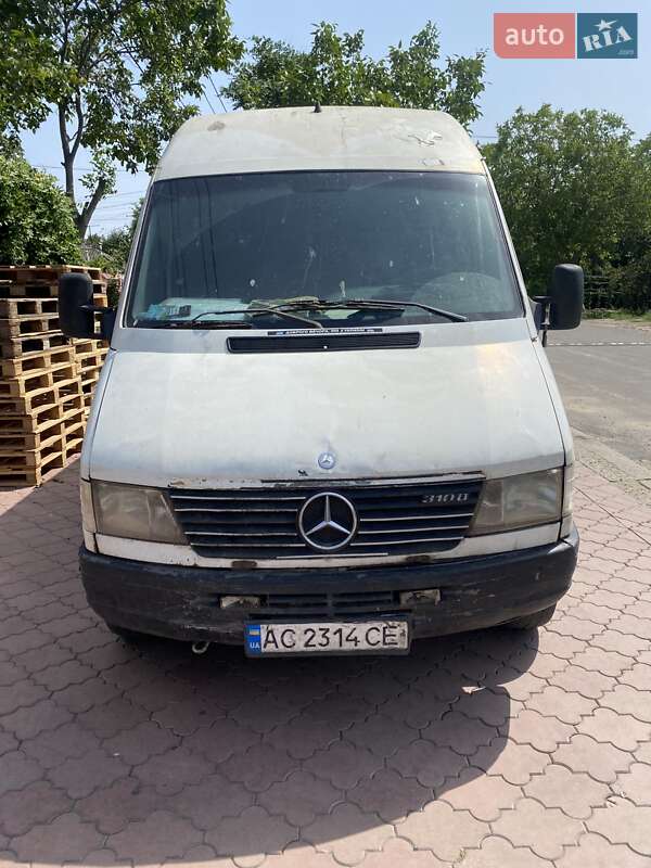 Мікроавтобус Mercedes-Benz Sprinter 2000 в Миколаєві
