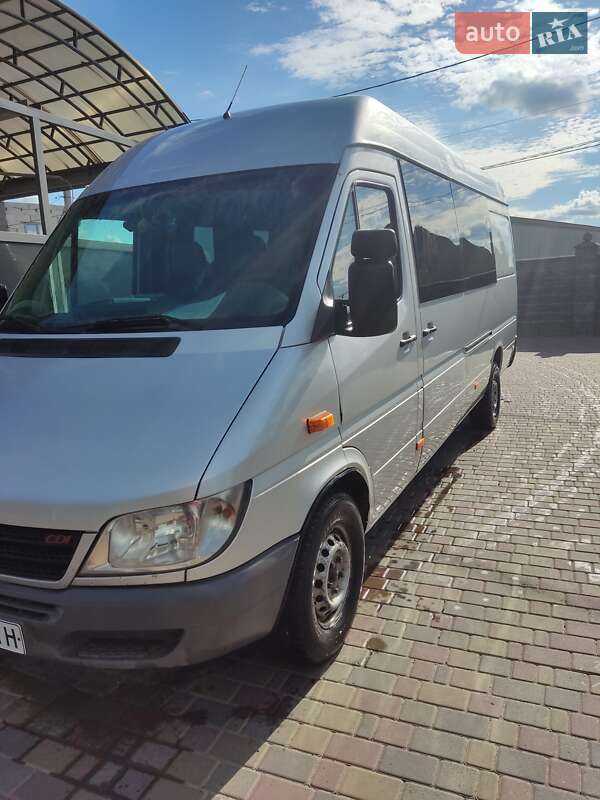 Микроавтобус Mercedes-Benz Sprinter 2004 в Ровно