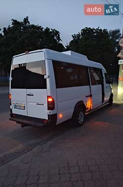 Микроавтобус Mercedes-Benz Sprinter 2001 в 