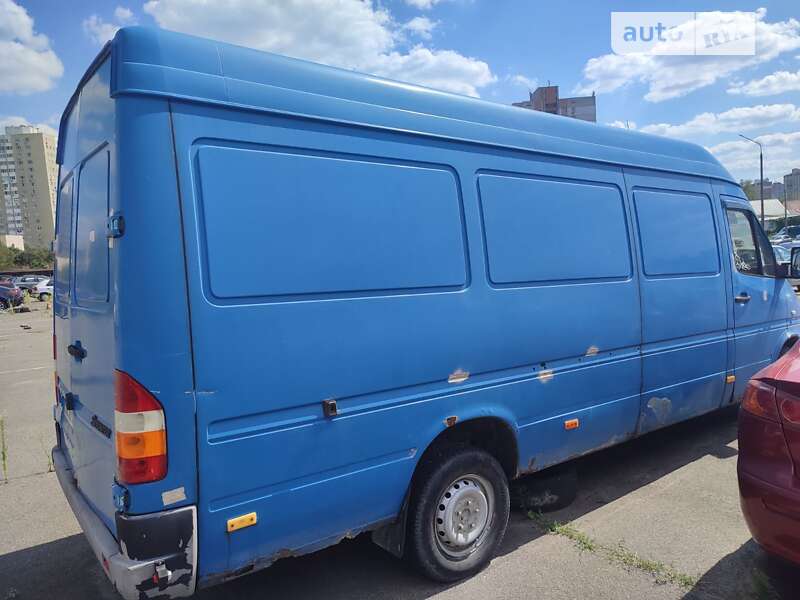 Грузовой фургон Mercedes-Benz Sprinter 1995 в Киеве