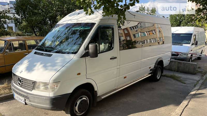 Вантажопасажирський фургон Mercedes-Benz Sprinter 1997 в Черкасах