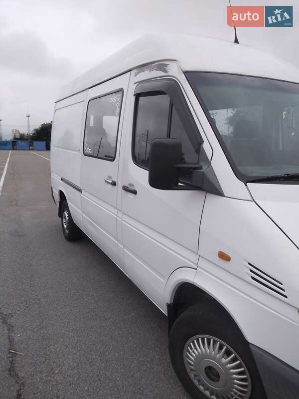 Микроавтобус Mercedes-Benz Sprinter 2003 в Киеве