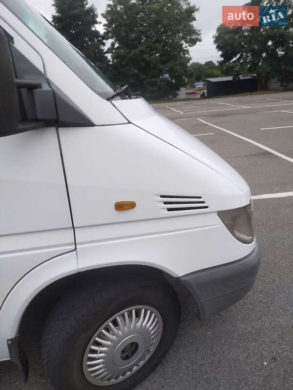 Микроавтобус Mercedes-Benz Sprinter 2003 в Киеве