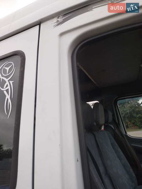 Микроавтобус Mercedes-Benz Sprinter 2003 в Киеве