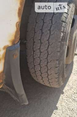 Вантажний фургон Mercedes-Benz Sprinter 2005 в 