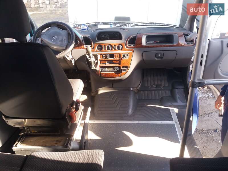 Микроавтобус Mercedes-Benz Sprinter 2003 в Покрове