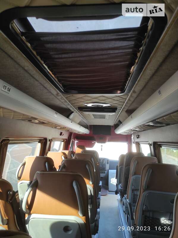 Туристический / Междугородний автобус Mercedes-Benz Sprinter 2012 в Сумах