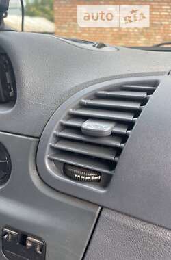 Грузовой фургон Mercedes-Benz Sprinter 2005 в 