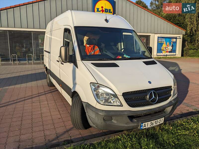 Mercedes-Benz Sprinter 2012