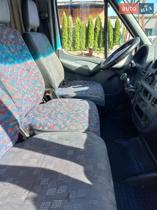 Микроавтобус Mercedes-Benz Sprinter 2005 в Фастове фото 5 Микроавтобус Mercedes-Benz Sprinter 2005 в Фастове