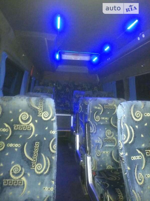 Микроавтобус Mercedes-Benz Sprinter 2005 в Ивано-Франковске