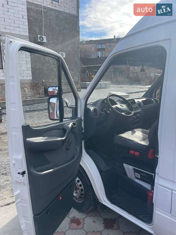Микроавтобус Mercedes-Benz Sprinter 2004 в Житомире фото 8 Микроавтобус Mercedes-Benz Sprinter 2004 в Житомире