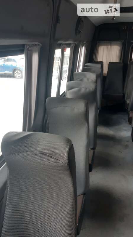 Мікроавтобус Mercedes-Benz Sprinter 2011 в Кременчуці фото 2 Мікроавтобус Mercedes-Benz Sprinter 2011 в Кременчуці