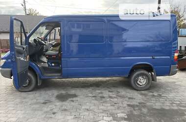 Вантажний фургон Mercedes-Benz Sprinter 2005 в 