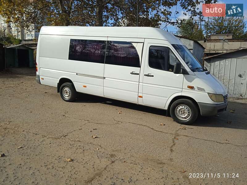 Mercedes-Benz Sprinter 2002