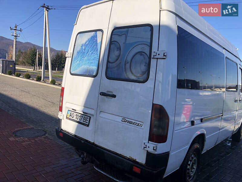 Туристичний / Міжміський автобус Mercedes-Benz Sprinter 2006 в Хусті