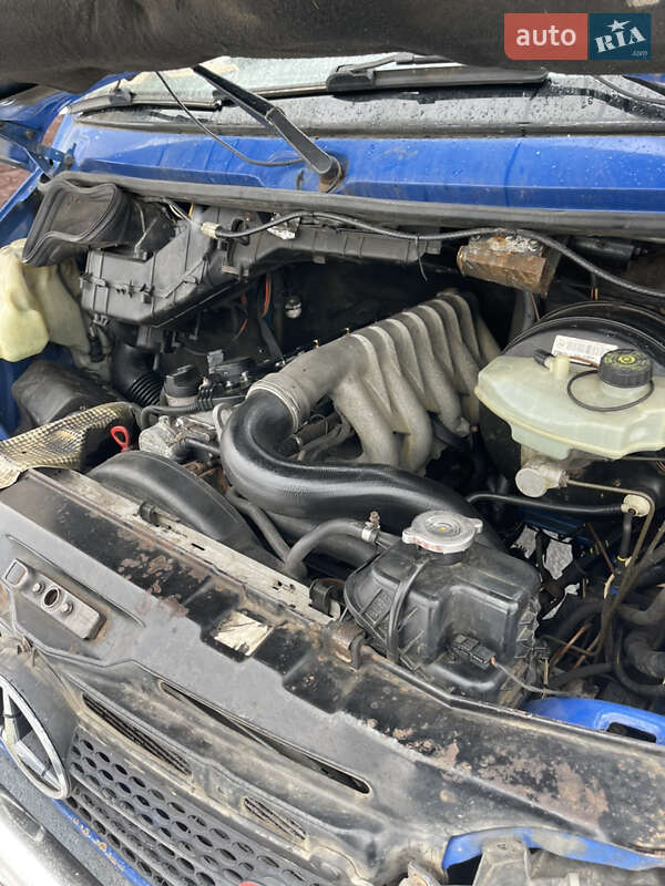 Мікроавтобус Mercedes-Benz Sprinter 2004 в Тячеві