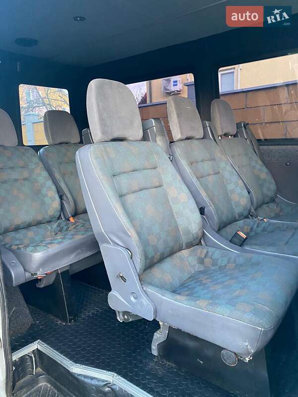 Микроавтобус Mercedes-Benz Sprinter 2004 в Шептицькому