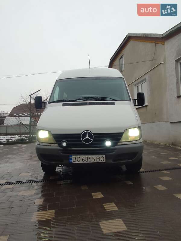 Mercedes-Benz Sprinter 2003