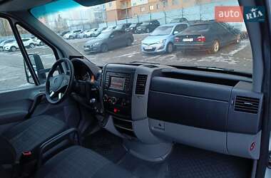 Грузовой фургон Mercedes-Benz Sprinter 2016 в 