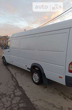 Вантажний фургон Mercedes-Benz Sprinter 2005 в Чернівцях