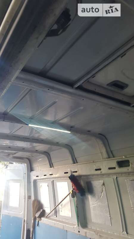 Грузовой фургон Mercedes-Benz Sprinter 1999 в Добровеличковке