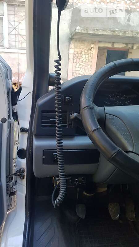 Грузовой фургон Mercedes-Benz Sprinter 1999 в Добровеличковке