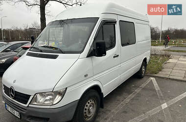 Микроавтобус Mercedes-Benz Sprinter 2003 в Косове