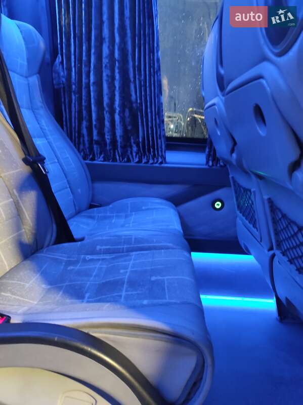 Туристический / Междугородний автобус Mercedes-Benz Sprinter 2008 в Днепре