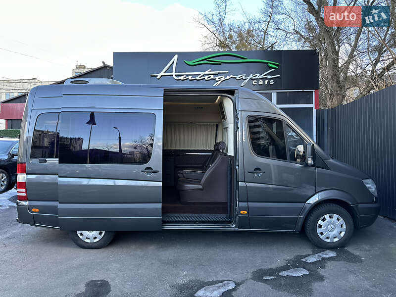 Вантажопасажирський фургон Mercedes-Benz Sprinter 2010 в Києві