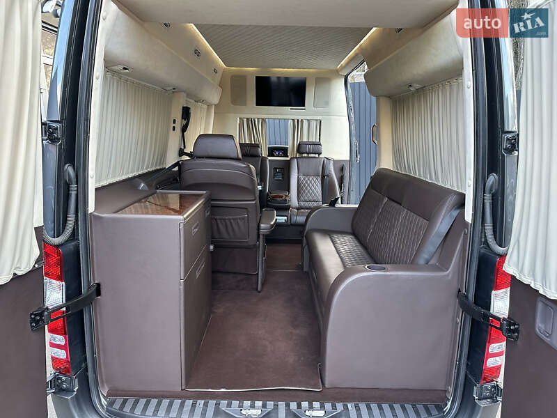 Вантажопасажирський фургон Mercedes-Benz Sprinter 2010 в Києві
