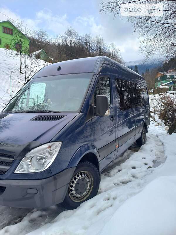 Микроавтобус Mercedes-Benz Sprinter 2007 в Рахове