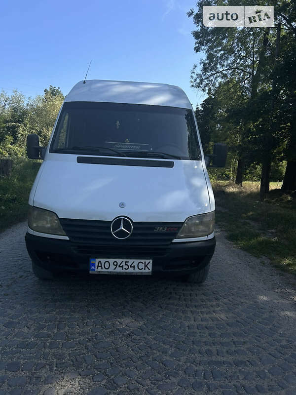 Мікроавтобус Mercedes-Benz Sprinter 2000 в Іршаві