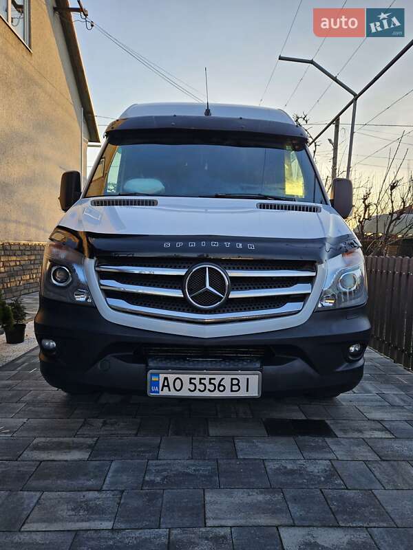 Микроавтобус Mercedes-Benz Sprinter 2016 в Тячеве