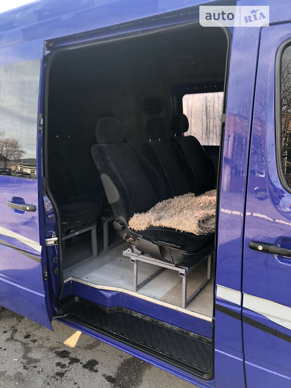 Микроавтобус Mercedes-Benz Sprinter 2003 в Могилев-Подольске