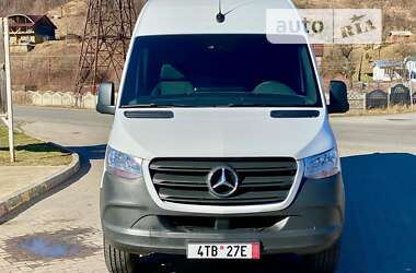 Грузовой фургон Mercedes-Benz Sprinter 2022 в Косове