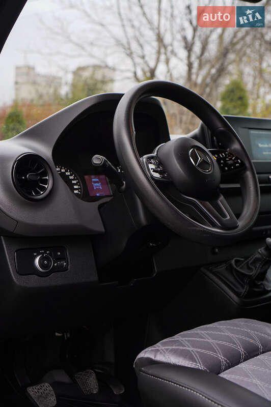 Микроавтобус Mercedes-Benz Sprinter 2019 в Тернополе фото 23 Микроавтобус Mercedes-Benz Sprinter 2019 в Тернополе