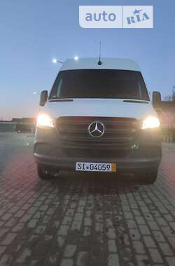 Вантажний фургон Mercedes-Benz Sprinter 2019 в Сарнах